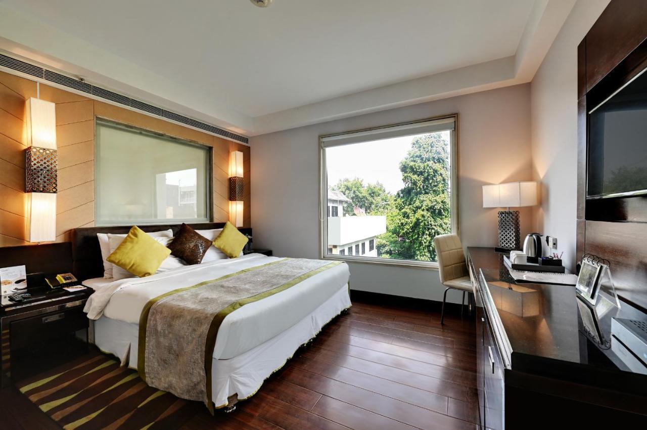Quality Inn Γκουργκάον Εξωτερικό φωτογραφία